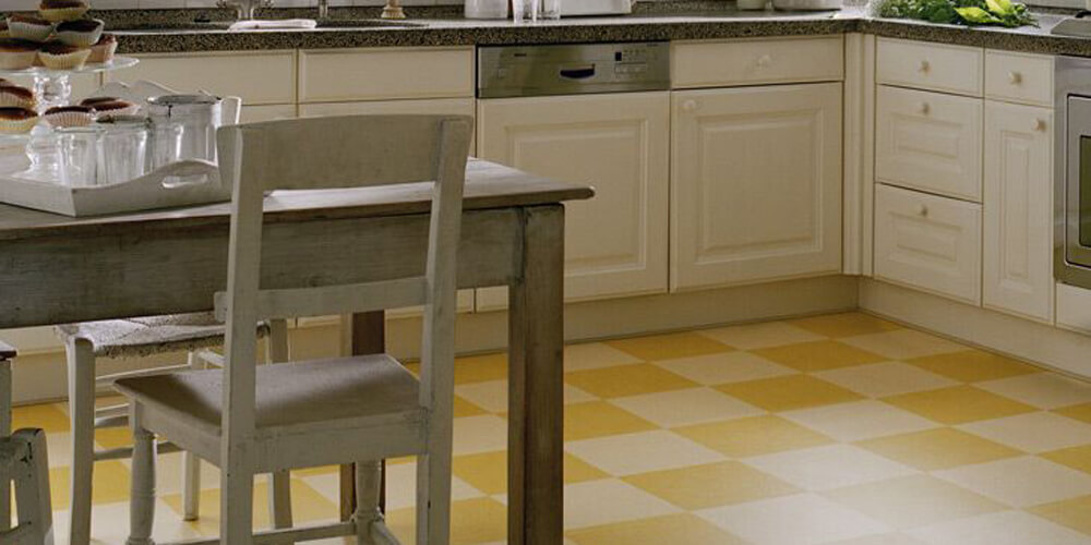 How To Paint Linoleum Floor: A Step-by-Step Guide